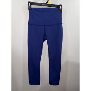 Size 4 Wunder train high rise crop pants